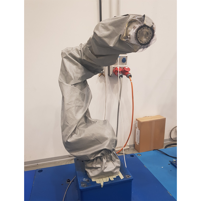 SafetyCover UR3e - Unchained Robotics